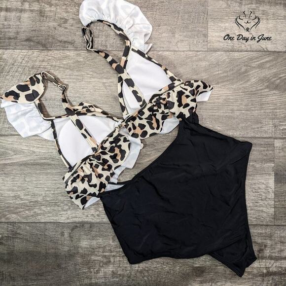 ODIJ Ruffle Cut Out One Piece Swimsuit Size L - Picture 2 of 2